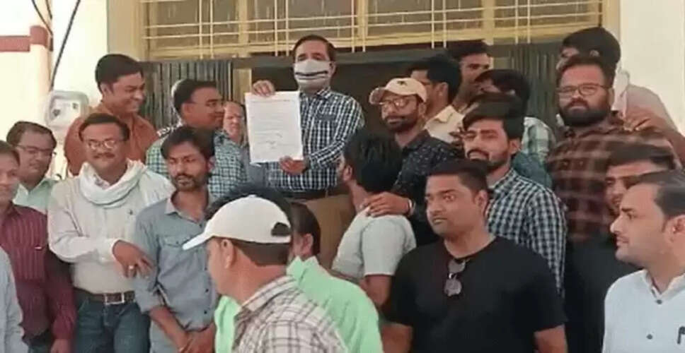 Barmer धौलपुर में एईएन एवं जेईएन पर हुए जानलेवा हमले को लेकर सीएम को सौंपा ज्ञापन