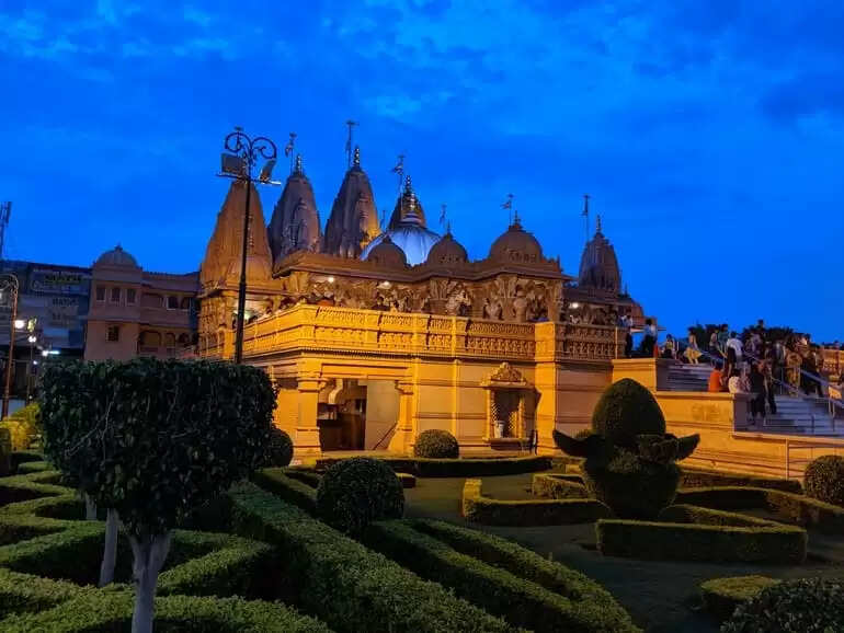 about jaipur akshardham temple, What is the history of Akshardham Temple in Jaipur, What is special about Akshardham Temple, Which God is in Akshardham Temple Jaipur, Is phone allowed in Akshardham Temple Jaipur