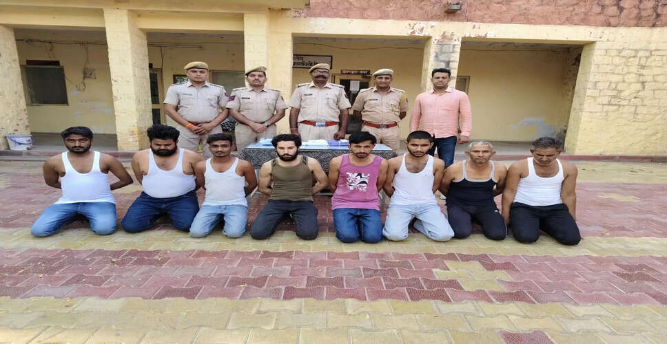 63 ग्राम सोना, 1 किलो चांदी समेत भारी माल बरामद, पुलिस के हत्थे चढ़ा&nbsp;तीन जिलों में सक्रिय चोर गिरोह