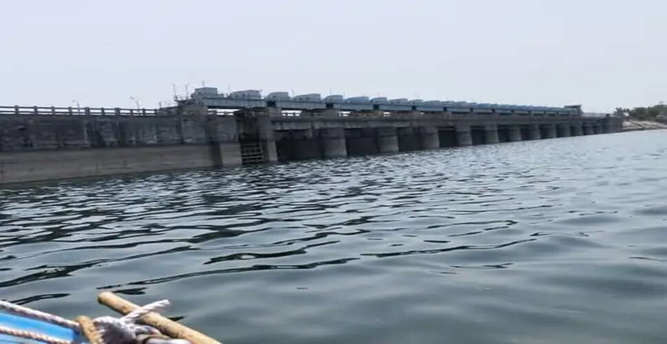  Dungarpur जिले का सबसे बड़ा सोम कमला आंबा बांध छलकने को बेताब, गेट खुलने पर देखने लायक होगा नजारा, महज एक मीटर खाली बचा बांध