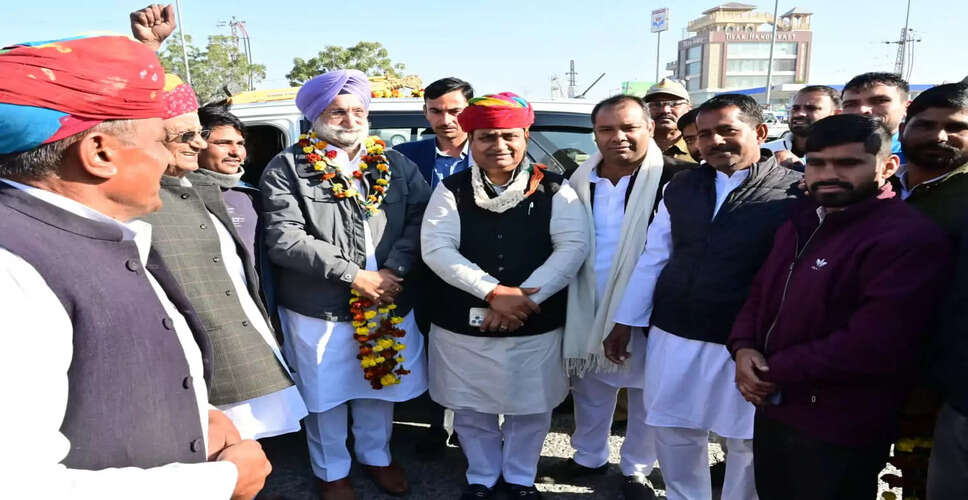 Rajasthan Politics News : अजमेर में कांग्रेस के ​हाथ से हाथ जोड़ो अभियान की शुरूआत, पीसीसी चीफ और प्रदेश प्रभारी रंधावा सम्मेलन में हुए शामिल