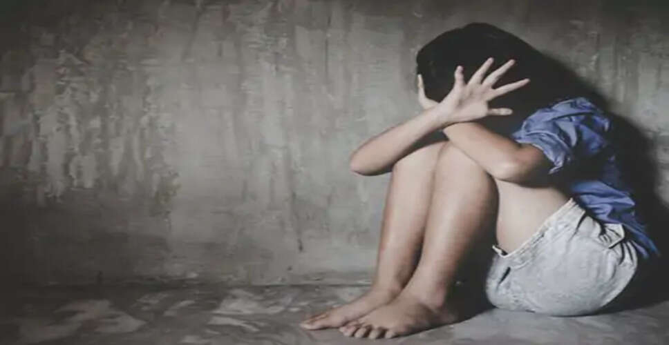 Dausa स्कूल में शिक्षक ने छात्राओं को दिखाया अश्लील वीडियो