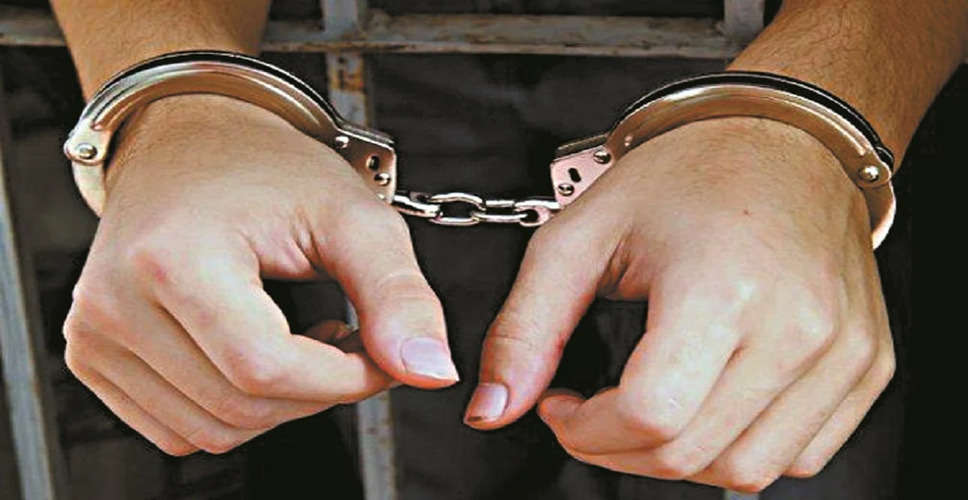 Alwar में दिल्ली का पेपर सॉल्व कराने के मामले में पुलिस ने आरोपियों को रिमांड पर लिया