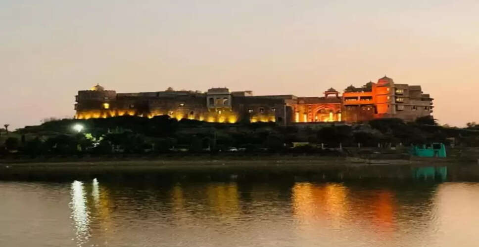 Sawai Madhopur के खरबूजा महल में विक-कैट की संगीत सेरेमनी राजस्थानी-पंजाबी म्यूजिक पर नाचे दूल्हा-दुल्हन