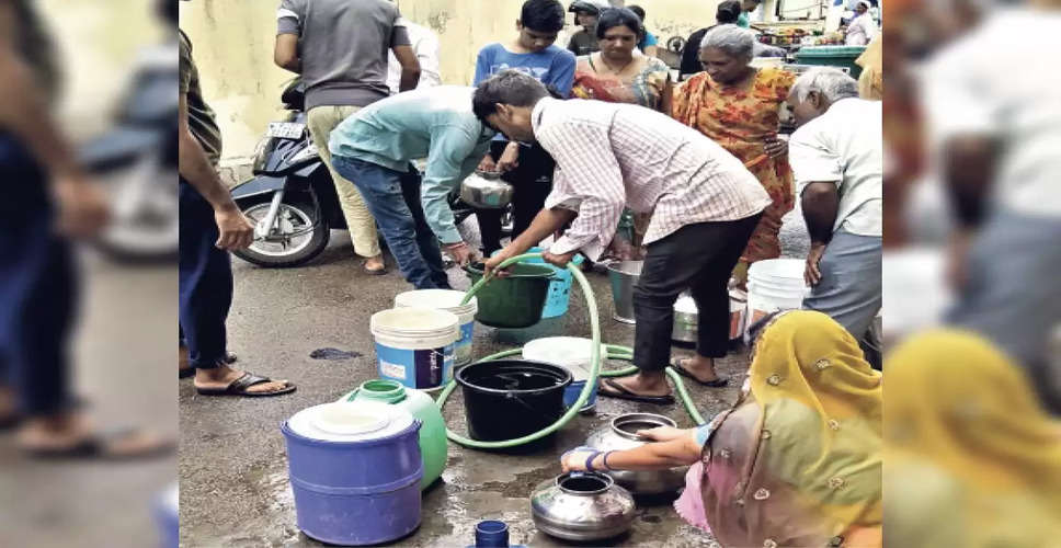 कोटा में पानी की समस्या, शहर की 45 बस्तियों में कम दबाव और गंदा आ रहा पानी