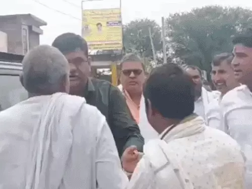 अलवर में मंत्री का बयान चर्चा में, सड़क मांग पर बोले&mdash;टाइगर-सांप भेज सकता हूं, फिर दी सौगात की बात