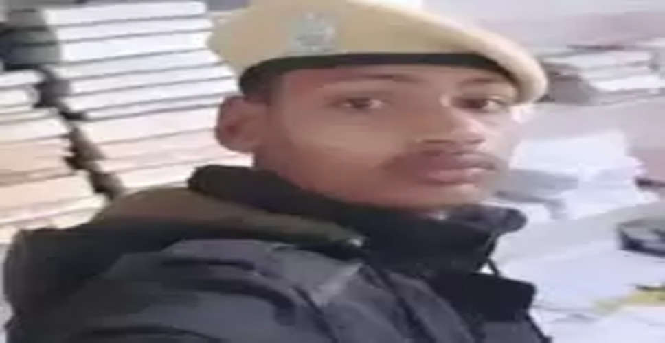Udaipur फर्जी पुलिसकर्मी का रौब दिखाकर लोगों को धमकाया, केस दर्ज 