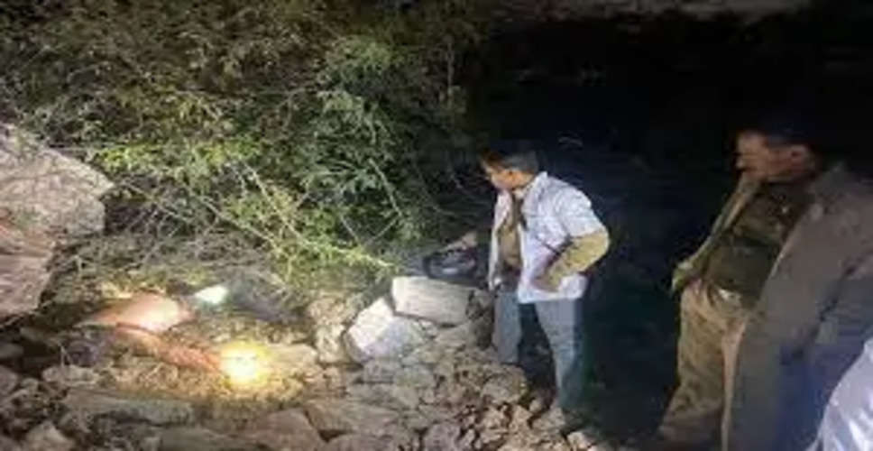 Ajmer काजीपुरा गांव की पहाड़ी में मिली युवक की लाश, फैली सनसनी 