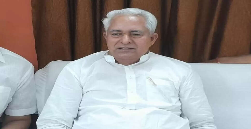 Kota सीएम की इफ्तार पार्टी में अपराधी के शामिल होने पर मंत्री परसादी लाल ने कहा- कोर्ट दोषी नहीं ठहरा दें, तब तक अपराधी नहीं