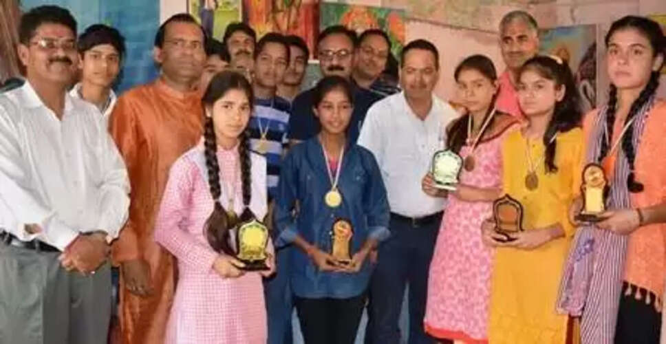 Tonk&nbsp;&nbsp;महोत्सव के 4 दिवसीय कार्यक्रम के समापन पर 30 प्रतिभाओं को किया गया सम्मानित