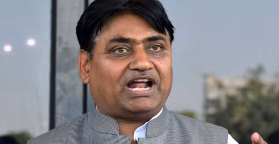 Rajasthan Politics: 4 IAS की नियुक्ति को लेकर राजस्थान में खड़ा हुआ नया सियासी बवाल,&nbsp;डोटासरा ने डबल ईंजन सरकार पर लगाए गंभीर आरोप&nbsp;