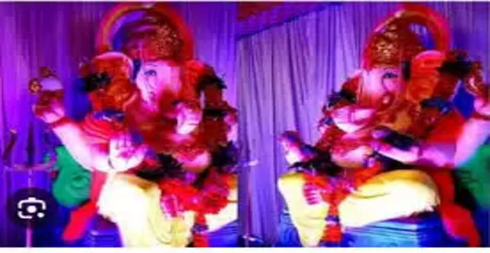 Karoli&nbsp;आकर्षक रोशनी से जगमगा रहे गणेश पंडाल, उमड़ रही भक्ति