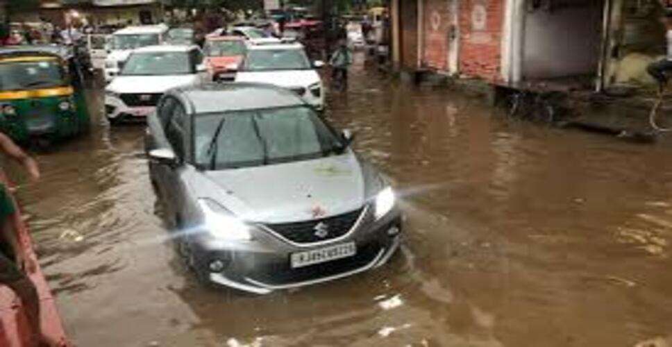 अलवर में बदला मौसम का मिजाज, तेज बारिश से गर्मी से राहत, आज भी अलर्ट