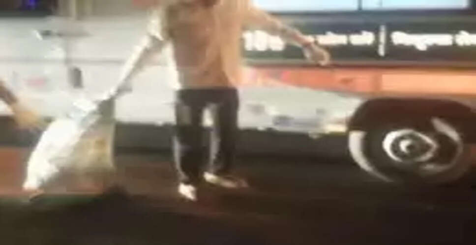 अमानवीयता की हद! बीकानेर जिले में पुलिस बोरे में भरकर ले गई युवक का शव, जानिए आखिर क्या है पूरा मामला ?&nbsp;