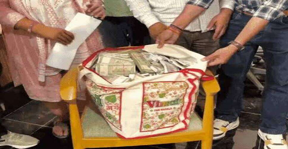 उदयपुर में जिस कार में हुई थी दो करोड़ की डील, वह जब्त; खनन कारोबारी की बताई जा रही गाड़ी
