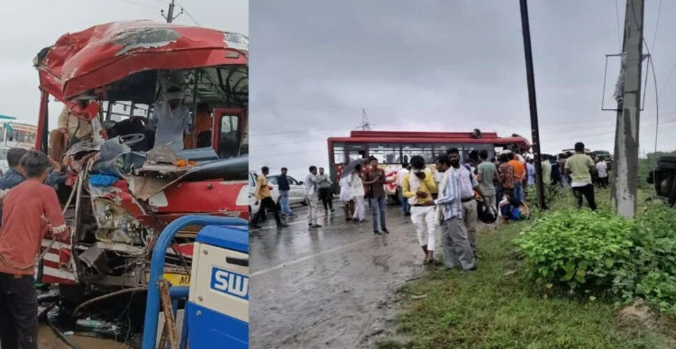 Rajasthan Breaking News: नागौर में श्रदालुओं से भरी बस और ट्रक में भिडंत, हादसे में 2 लोगों की मौत और 24 से अधिक लोग घायल