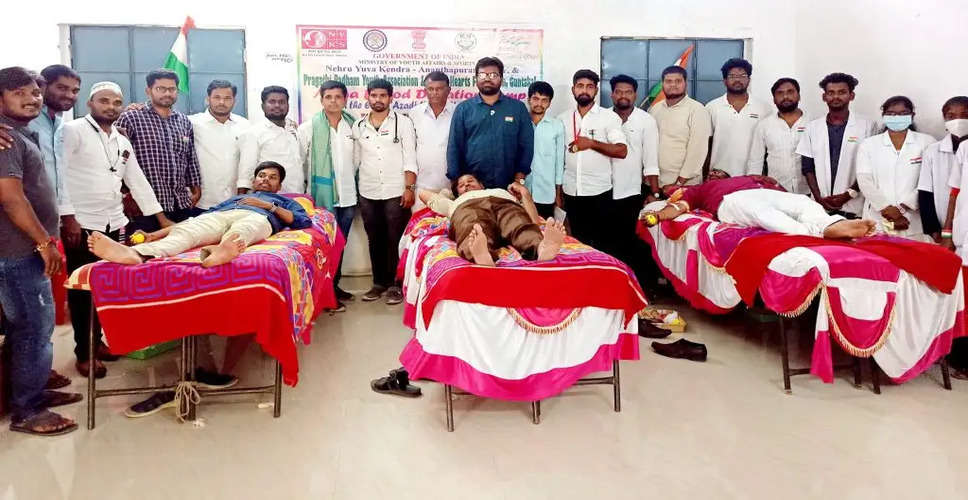 Banswara बागीदौरा के 32 युवाओं ने थैलेसीमिया पीड़ितों के लिए किया रक्तदान 