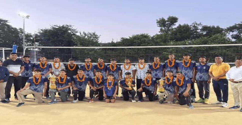 दुबई में फंसे राजस्थान के युवा, बोले- 16 घंटे काम कराते हैं; 50 मंजिल चढ़ने-उतरने से आते हैं चक्कर