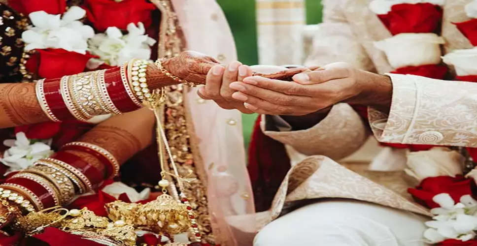 Bikaner न शेरवानी, न बैंड-बाजा, न बग्घी-घोड़े, अनोखा संदेश देती ये शादियां