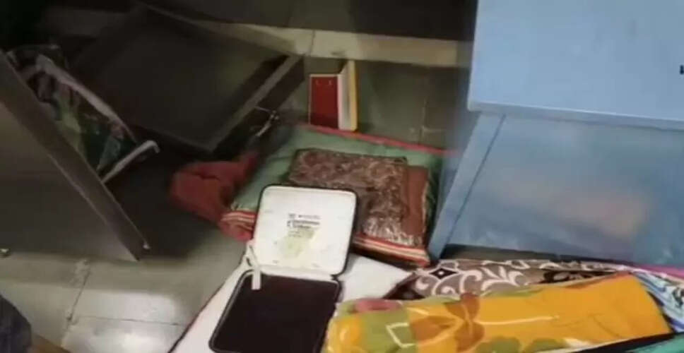 डूंगरपुर में जैन मंदिर के सामने दिनदहाड़े चोरी: लाखों के जेवर और 55 हजार नकदी चोरी