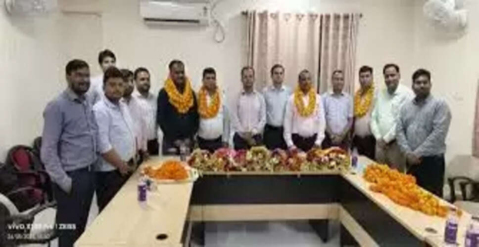 जिला प्रमुख और प्रधानों का कार्यकाल हुआ समाप्त, स्टाफ और सदस्य किए सम्मानपूर्वक विदाई