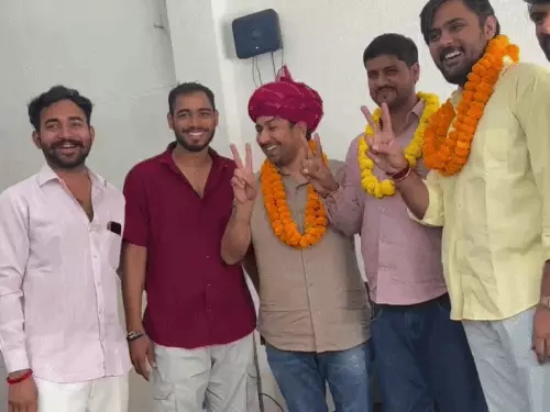 युवा कांग्रेस जिलाध्यक्ष बोले- बड़े नेता चुनाव में सबका सपोर्ट करते हैं, पहला चुनाव जीता; कहा- पंचायत चुनाव में युवाओं के साथ करेंगे काम