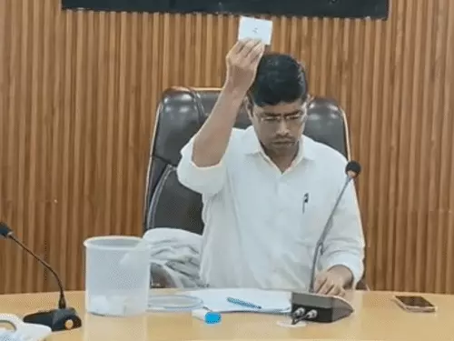 बांसवाड़ा नगर परिषद के 2 वार्डों पर कांग्रेस की आपत्ति, कलेक्टर बोले- फैक्ट्स लेकर आएं; 35 महिलाएं बनेंगी पार्षद