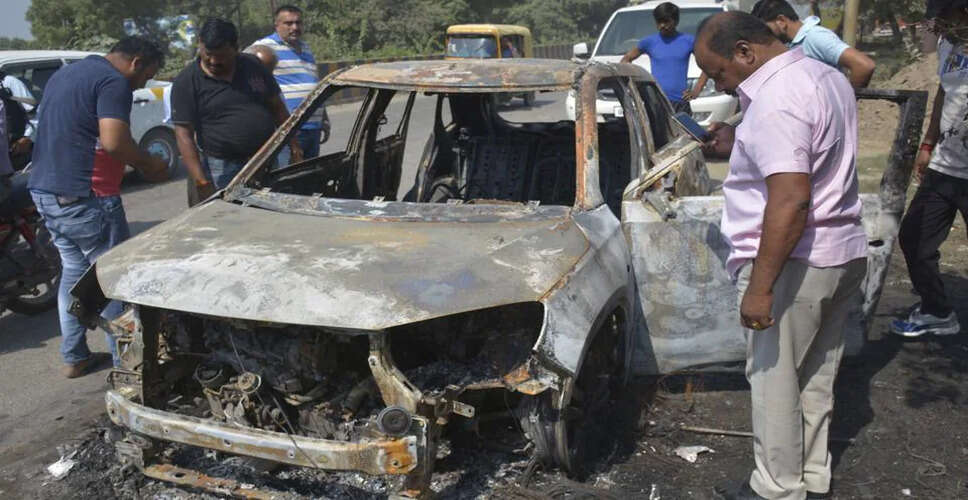 Rajasthan Breaking News:  कोटा जिले में गैराज में खड़ी कार में लगी आग, कार में सो रहें चौकीदार की जिंदा जलने से हुई दर्दनाक मौत