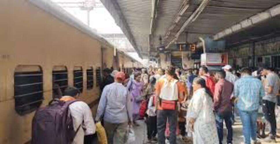 जयपुर-खड़की सुपरफाजयपुर-खड़की सुपरफास्ट ट्रेन का एक ट्रिप संचालन, यात्रियों को मिलेगी राहतस्ट ट्रेन का एक ट्रिप संचालन, यात्रियों को मिलेगी राहत