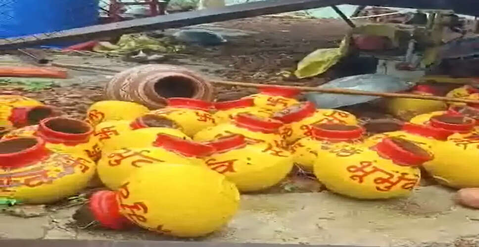 सावन में आस्था पर वार! राजस्थान के इस जिले में एक झटके में तोड़ दिया दशकों पुराना मन्दिर, ग्रामीणों में आक्रोश 