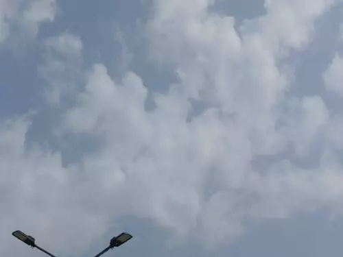 सीकर में मानसून की बेरुखी, औसत बारिश भी नहीं हुई; उमस और गर्मी से लोग परेशान, फिलहाल राहत के आसार कम