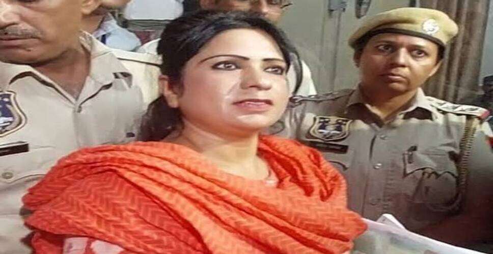 सीकर सभापति पद के लिए कांग्रेस की खतीजा बानो और भाजपा की कंचन खड़ोलिया ने भरा नामांकन, दोनों वार्ड पार्षद