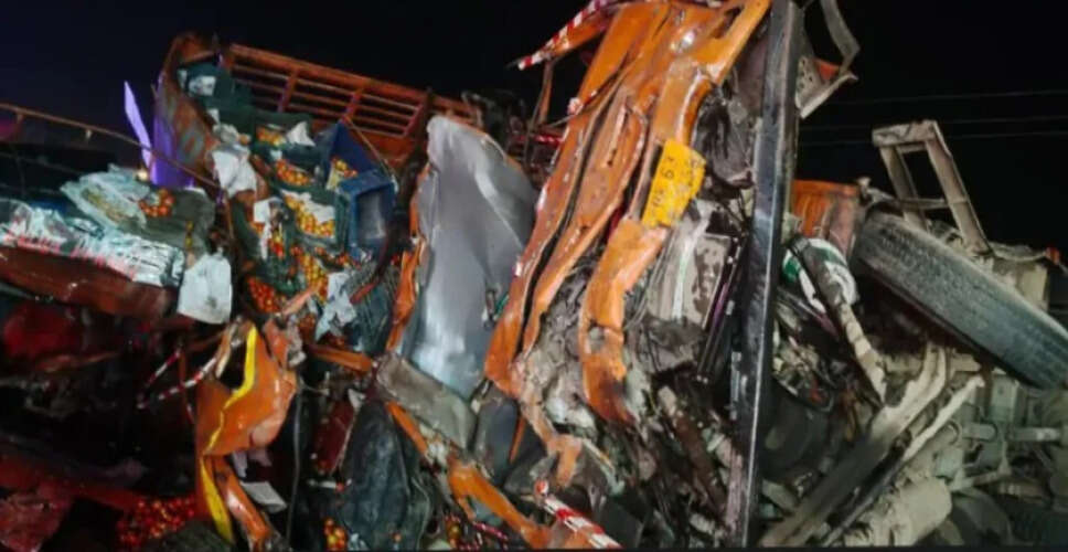 सवाई माधोपुर में ट्रकों की आमने-सामने टक्कर, तीन की मौत, एक गंभीर घायल