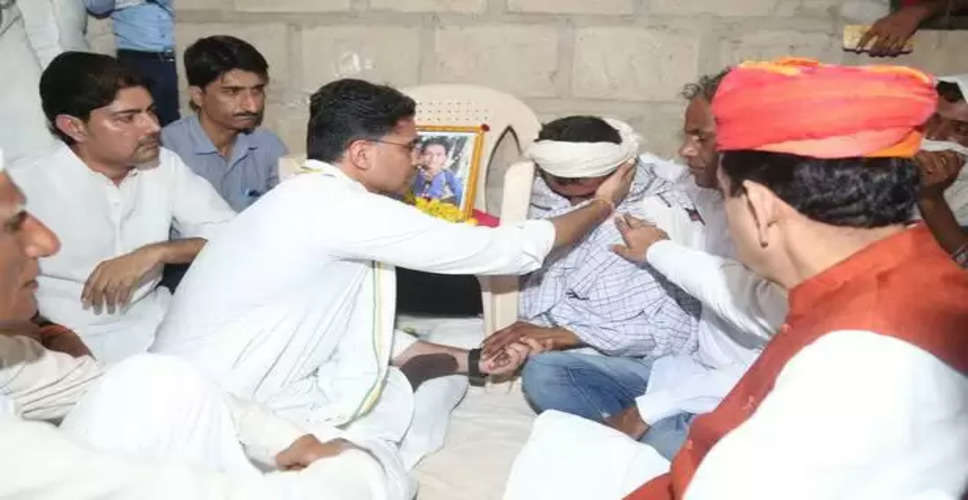 Rajasthan Politics:  दलित छात्र की मौत पर गरमाई राजनीति, पूर्व डिप्टी सीएम पायलट सहित कांग्रेस के कई दिग्गज नेता पहुंचे सुराणा गांव