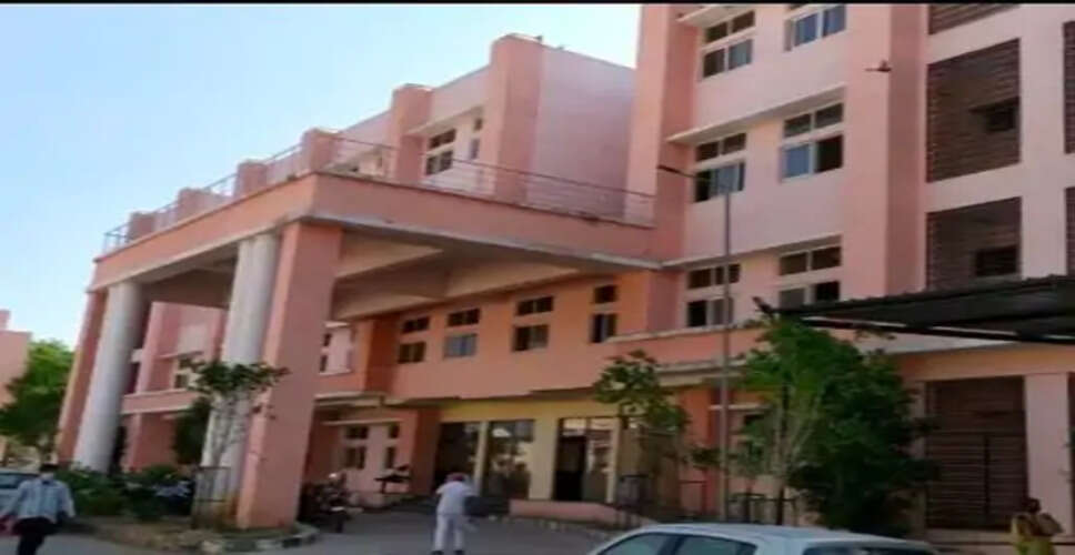 डूंगरपुर मेडिकल कॉलेज को मिले 12 नए डॉक्टर, विशेषज्ञ सेवाओं का होगा विस्तार; कार्डियोलॉजी समेत कई विभाग मजबूत होंगे
