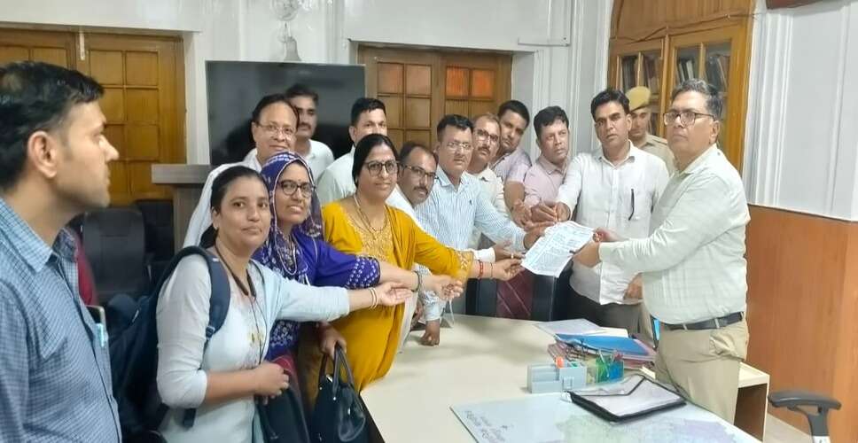 जोधपुर में पंचायतीराज मंत्रालयिक कर्मचारियों का शक्ति प्रदर्शन, मांगें पूरी नहीं होने पर आंदोलन तेज करने की चेतावनी