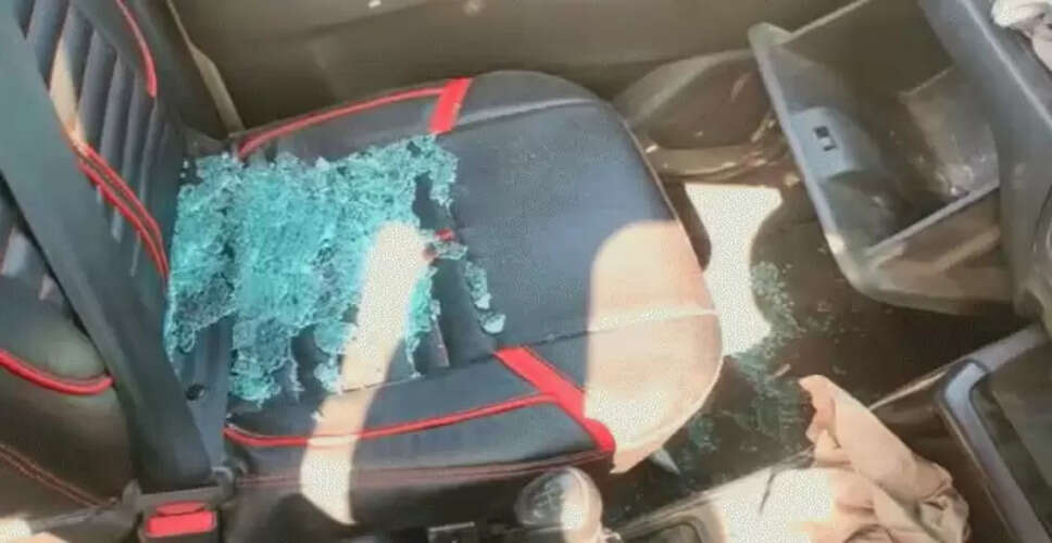 Rajasthan Breaking News: राजधानी जयपुर में बदमाशों ने मचाया उत्पात, घर के बाहर खड़ी कई गाडियों के शीशे तोड़ चुराया सामान