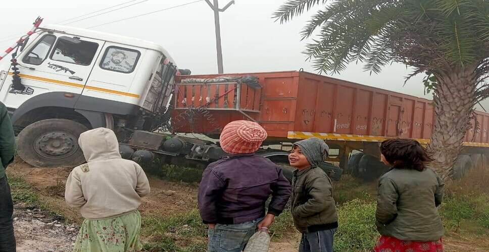 &lsquo;आग उगल रहा बीकानेर&rsquo;: नौतपा में कार के ओडोमीटर पर दिखा 50&deg;C तापमान, भीषण गर्मी से बेहाल लोग