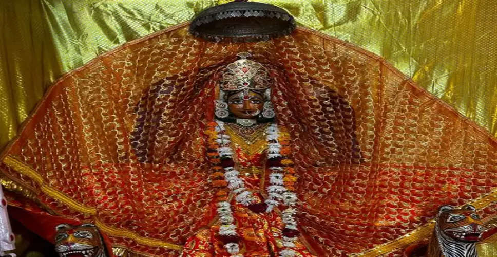 Banswara जोधपुर में मां ज्वाला का एक पैर जमीन में, जिले में दिन में तीन बार रूप बदलने वाली देवी