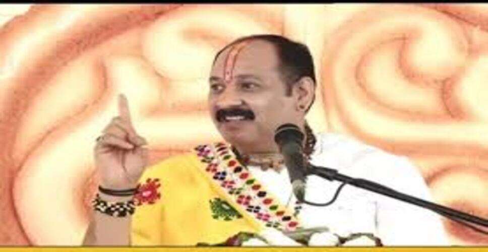 भीलवाड़ा में श्री शिव महापुराण कथा के तीसरे दिन श्रद्धालुओं की भीड़, व्यास पीठ की आरती से हुई शुरुआत