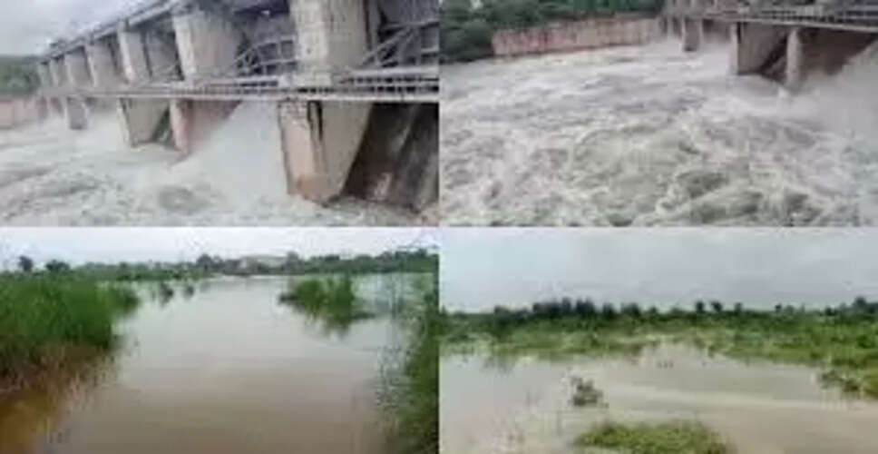 भरतपुर में पंचना बांध से छोड़ा पानी, कई गांवों में बाढ़ जैसे हालात
