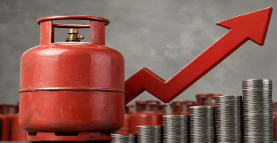 LPG Price Hike: आज से महंगा हुआ कॉमर्शियल गैस सिलेंडर, कीमत में 10 रुपये की बढ़ोतरी; घरेलू सिलेंडर के दाम स्थिर