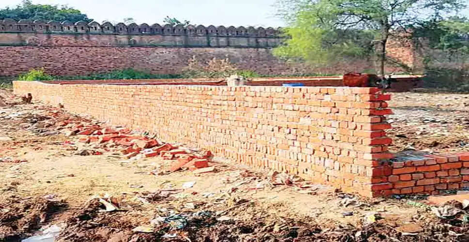 Kota&nbsp;शिव सागर तालाब की जमीन पर दिन-रात हो रहा अवैध निर्माण, जिम्मेदार बेखबर&nbsp;