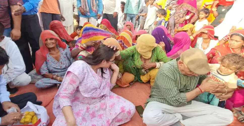 Jaisalmer कलेक्टर टीना डाबी को मिला आशीर्वाद, बोली-बेटी हो तो भी बढ़िया