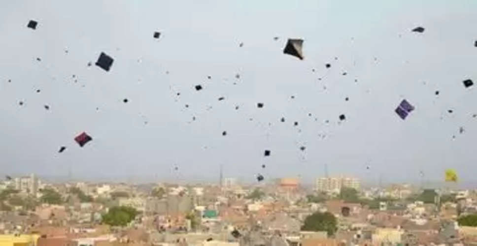 Bikaner धूमधाम से मनाई आखातीज, जिलेभर में जमकर हुई पतंगबाजी