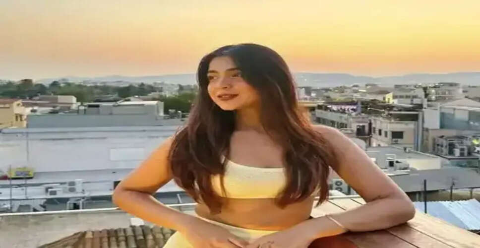 अश्लील कॉमेडी करने वाली Apurva Makhija के खिलाफ एक्शन में आई&nbsp;करणी सेना,&nbsp;IIFA-2025 से भी कटा पत्ता&nbsp;