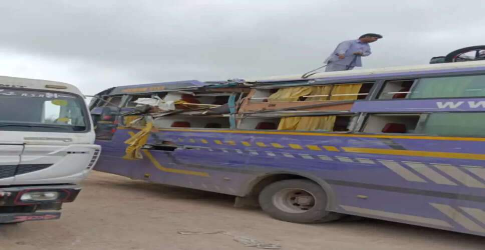 Nagaur Road Accident: ट्रेलर और बस की आमने-सामने टक्कर से मचा कोहराम, 11 की मौत इतने लोग घायल 