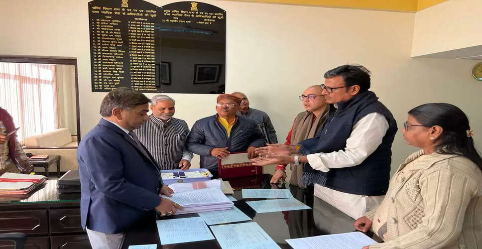 Rajasthan Politics News: बीजेपी विधायक राजेंद्र राठौड ने विधानसभा सचिव को विशेषाधिकार हनन प्रस्ताव सौपा, सीएम सलाहकार पर लगाया यह आरोप