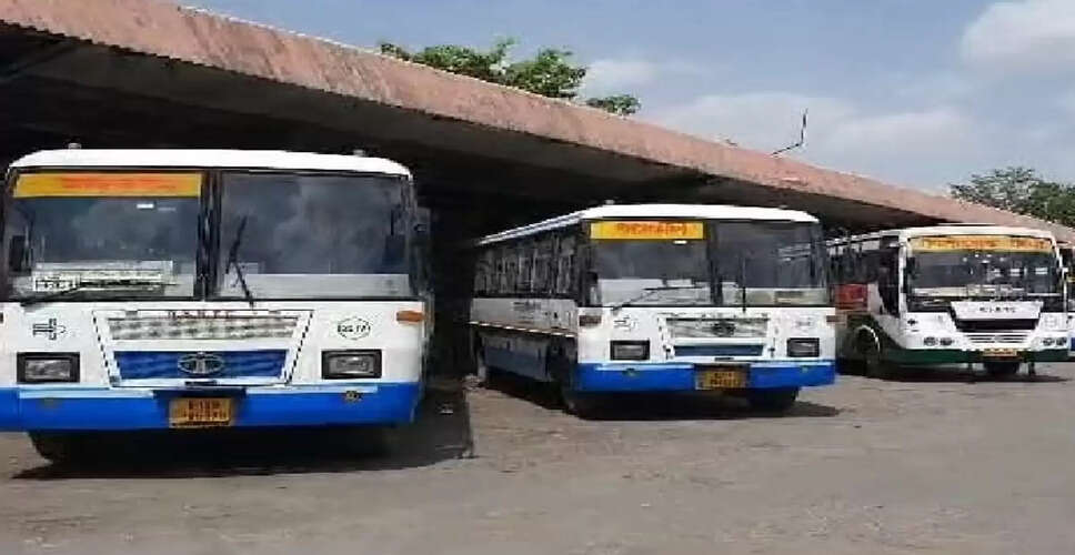 Karoli&nbsp;देरी से पहुंच रहे गंतव्य, दूसरी बसों का ले रहे सहारा