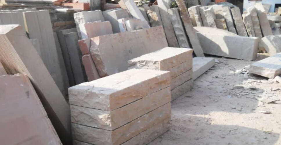 Dholpur&nbsp;विदेशों तक चमक, घर में नहीं मिला ठिकाना, पत्थर व्यवसायी भी हुए दूर 